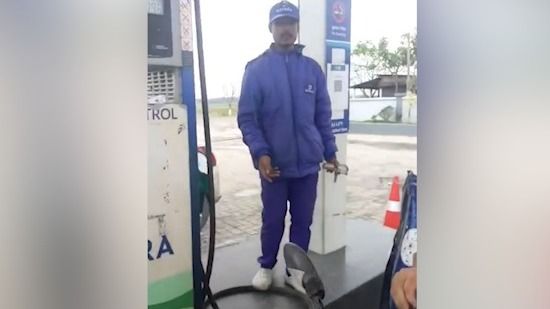 Tension at Morigaon fuel station as journalist accused of violating district order