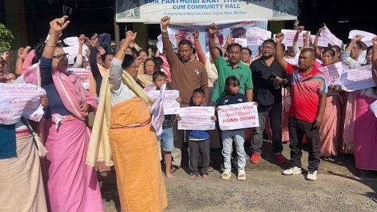 Protest in Imphal condemns Tronglaobi bomb attack, questions security response