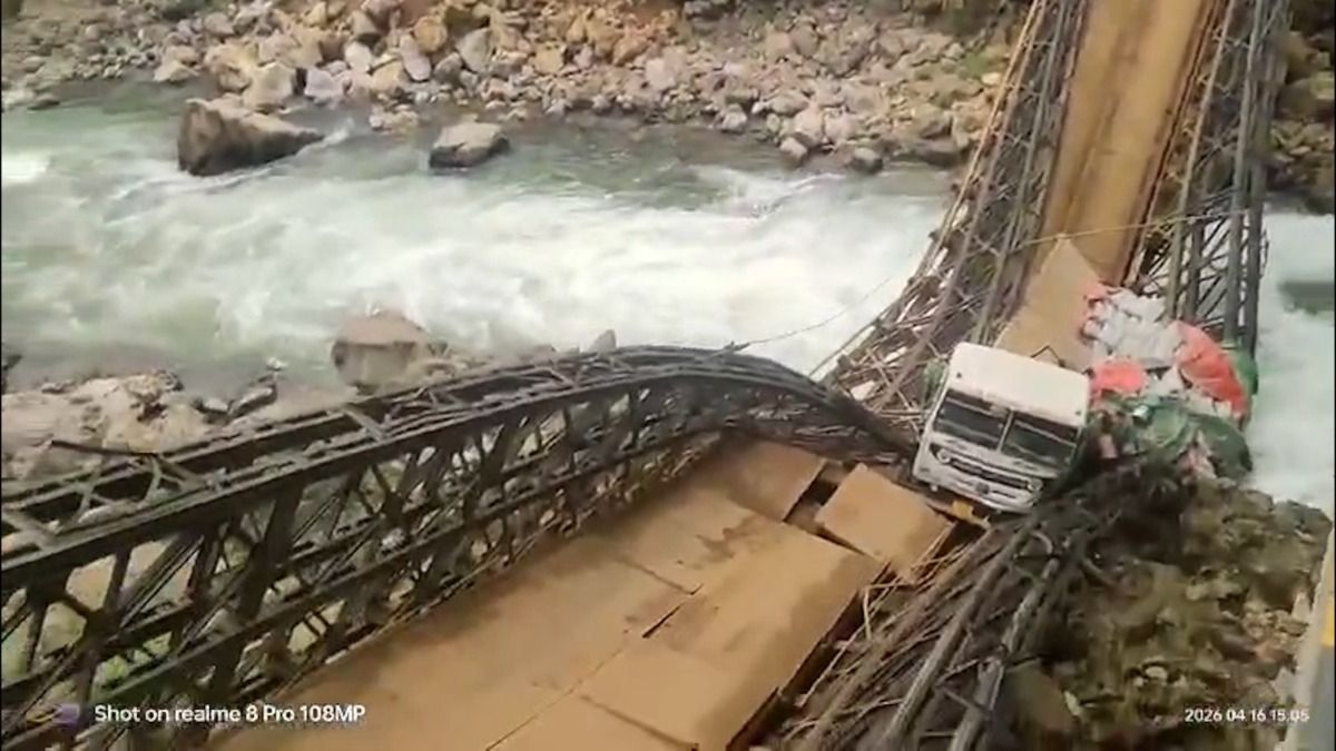 Menga bridge collapses in Arunachal’s Upper Subansiri; alternate route opened