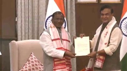 Himanta Biswa Sarma submits resignation, clears way for new Assam government