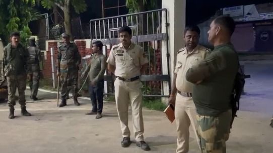 Two suspected Bangladeshi smugglers killed in BSF firing along Tripura border