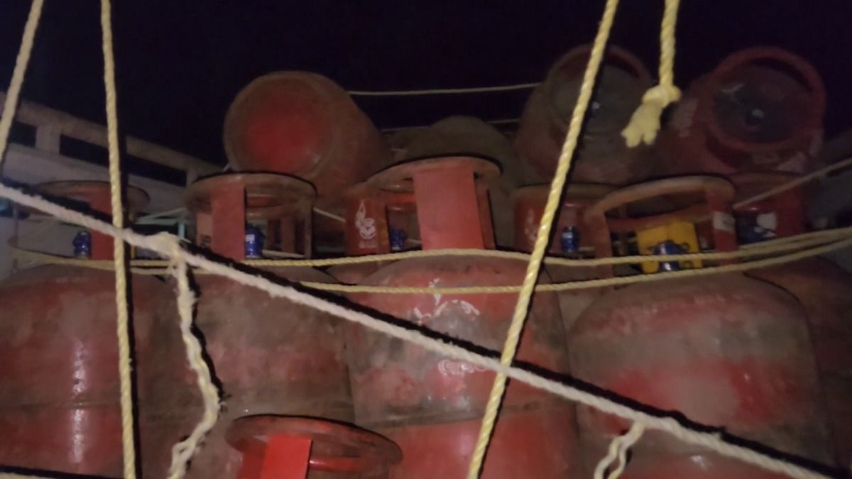 Vehicle carrying 60 LPG cylinders seized in Assam's Bongaigaon; black marketing suspected