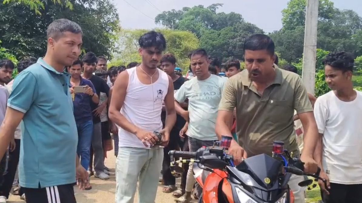 Assam's Jogighopa Police crack down on modified bikes, force rider to remove illegal accessories