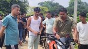 Assam's Jogighopa Police crack down on modified bikes, force rider to remove illegal accessories Assam's Jogighopa Police crack down on modified bikes, force rider to remove illegal accessories