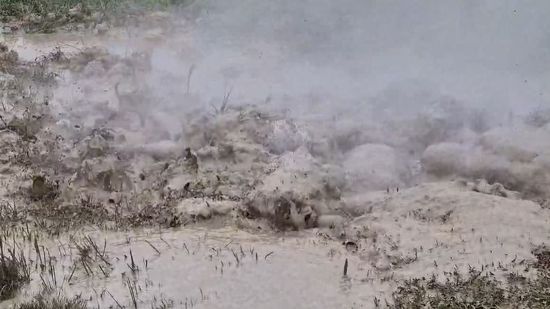 Residents raise alarm over alleged gas leak from ONGC pipeline in Assam's Nazira village