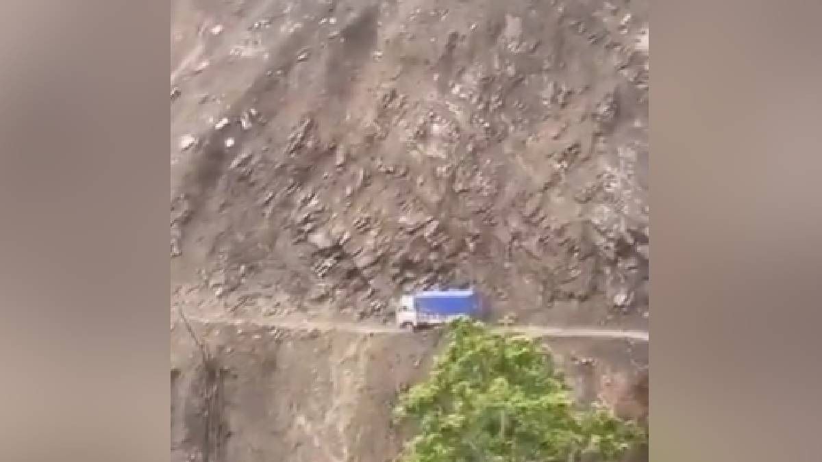 Severe rockslide hits NH-102A in Manipur's Senapati, driver and helper escape unhurt