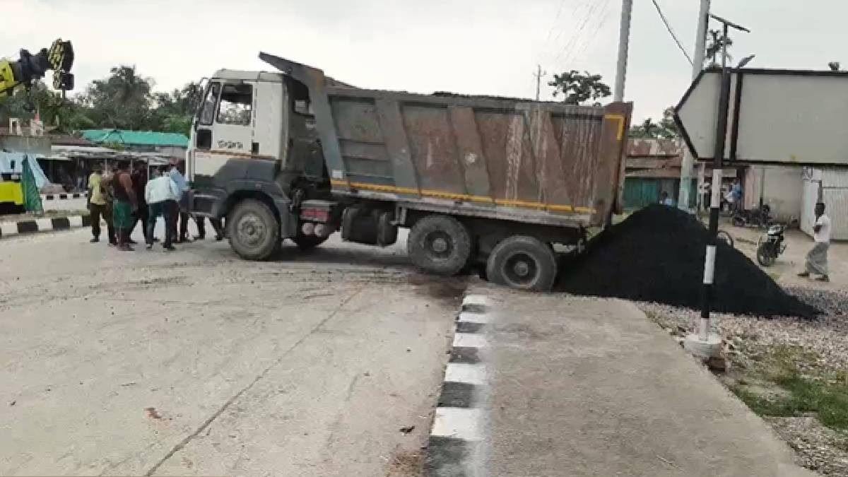 NH-127(B) drainage collapse in Assam's Dhubri sparks allegations of substandard construction by contractor