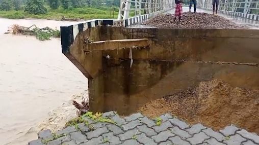 Assam: Newly constructed bridge section collapses in Udharbond after heavy rainfall, villages cut off