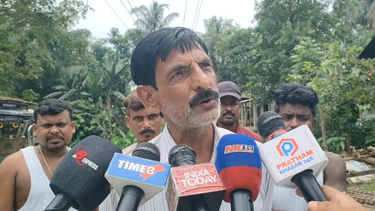 Dilapidated Abhayapuri road of Assam leaves commuters stranded, residents demand immediate repairs