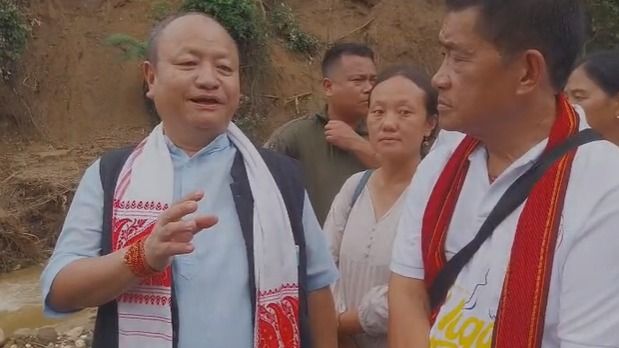 Rajya Sabha MP Tai Tagak visits flood-hit lower Siang, donates Rs 7 lakh as interim relief