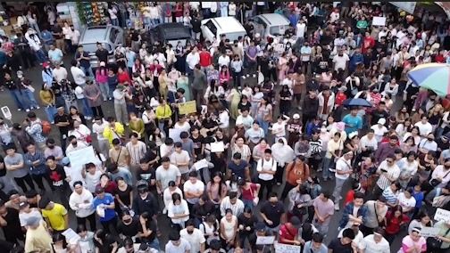 Thousands of youths and students rally in Arunachal's Itanagar in support of Sonam Wangchuk