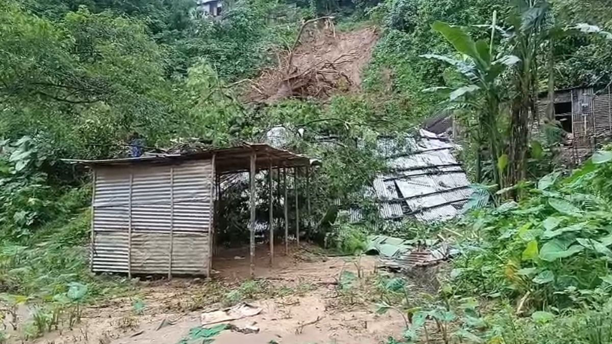 Fresh landslides hit Guwahati's Maligaon; Kamakhya Temple road blocked, family of four injured