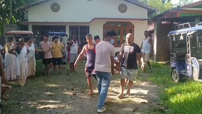 Spray-and-loot robbery rocks Assam's Nagaon; three hospitalised, woman found unclothed