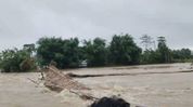 Fresh flood wave hits Assam's Dhemaji as swollen Jiadhal river breaches course Fresh flood wave hits Assam's Dhemaji as swollen Jiadhal river breaches course
