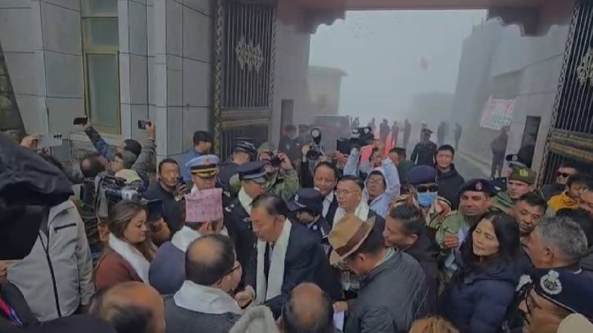 India-China border trade through Nathula resumes after six-year suspension