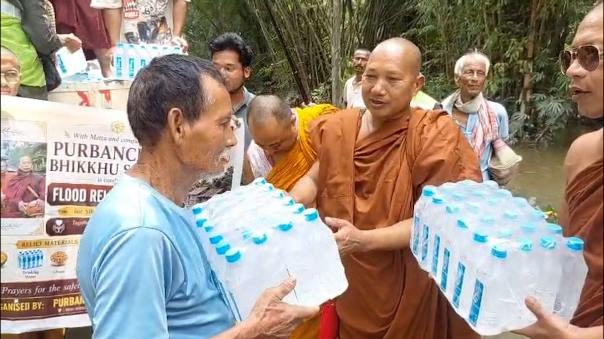 Buddhist monks' body distributes relief, Rs 1 lakh cash aid to flood-hit families in Assam