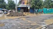 Students repair cratered road in Assam's Tingkhang, give administration 10-day ultimatum Students repair cratered road in Assam's Tingkhang, give administration 10-day ultimatum