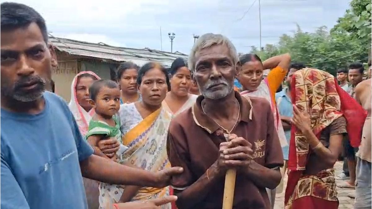 Charaideo: Flood-hit families allege favouritism, irregularities in Rs 15,000 relief distribution
