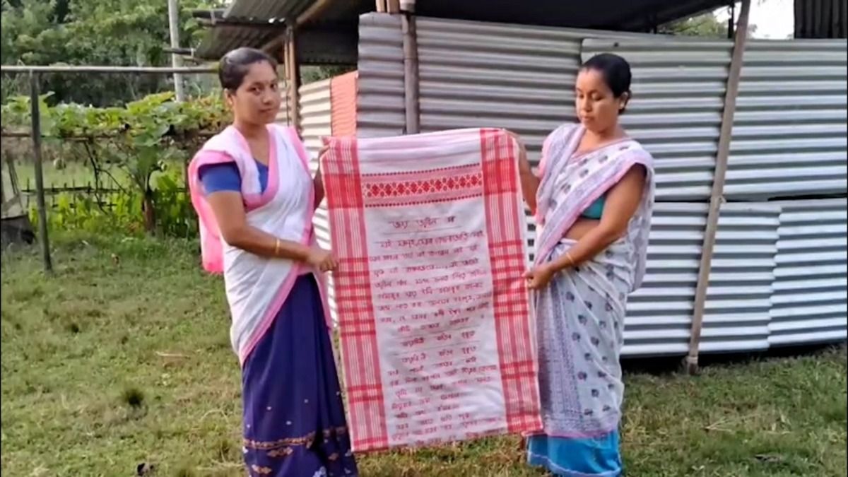 Assam weaver pays tribute to Zubeen Garg by weaving nine of his iconic songs into a traditional gamosa
