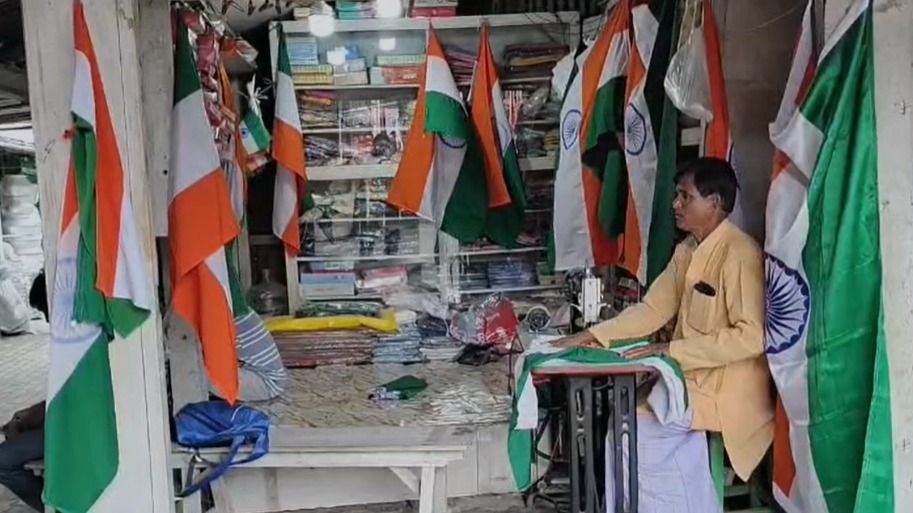 Assam's Kalgachia tailor stitches national flags for 35 years, earns public praise