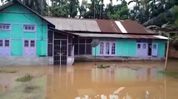 Heavy rain submerges several areas in Assam's Bokoliaghat, roads waterlogged Heavy rain submerges several areas in Assam's Bokoliaghat, roads waterlogged
