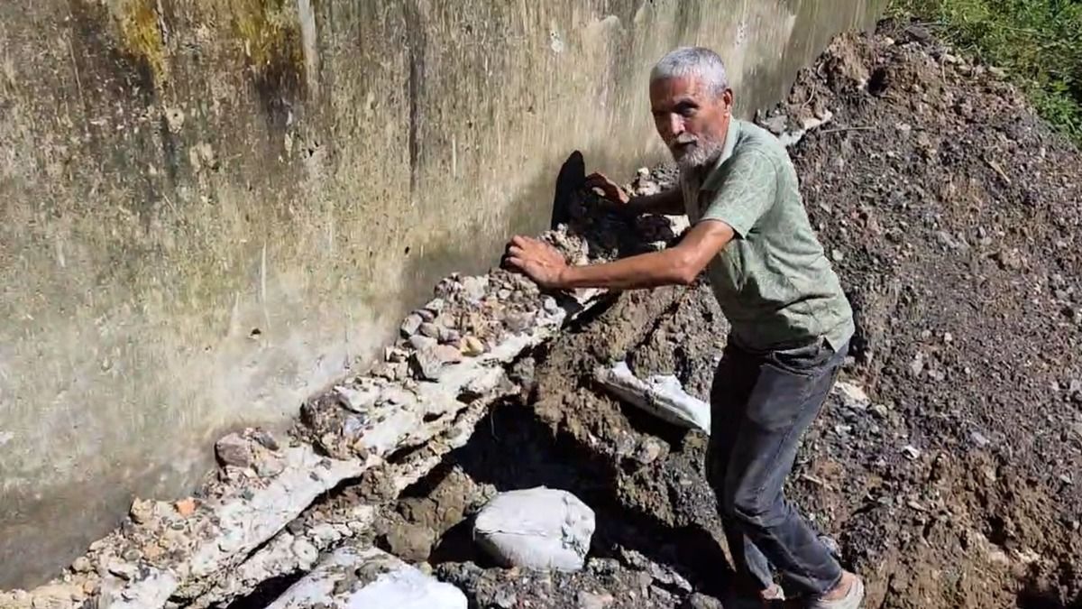 Assam's Nagaon-Tezpur highway faces collapse threat, massive cavity opens up near Kaliabor