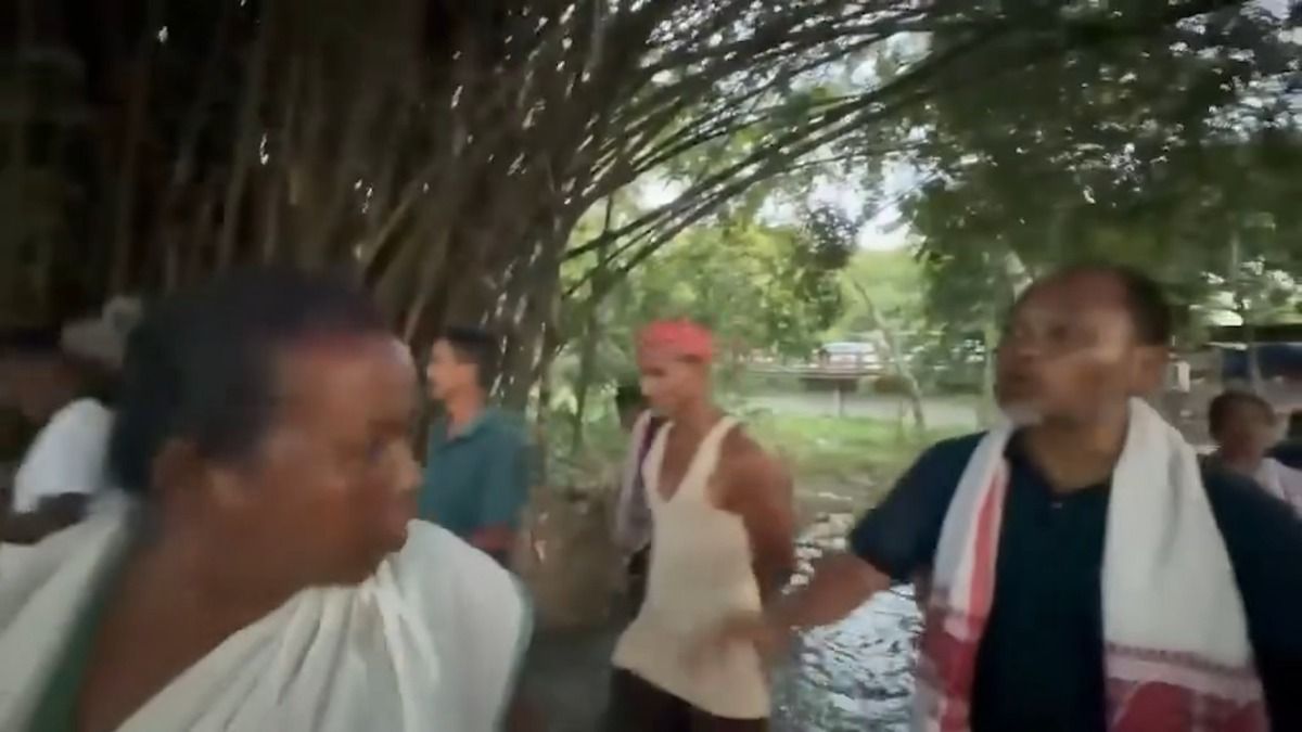 Sivasagar flood visit turns fiery as Akhil Gogoi faces tough questions from victims