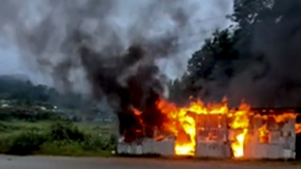 24-hour ultimatum issued after arson attacks along Kangpokpi-Senapati border in Manipur