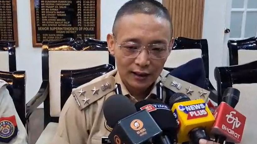 Assam's Dhubri DIG reviews security along India-Bangladesh border