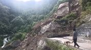 Landslide blocks Zemithang-Tawang road near border village in Arunachal, road connectivity affected Landslide blocks Zemithang-Tawang road near border village in Arunachal, road connectivity affected