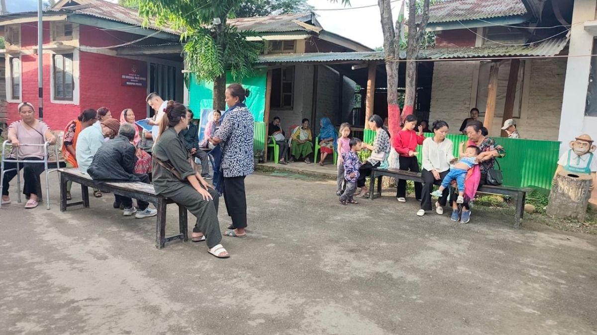 Manipur: 45 displaced villagers shifted to Senapati relief centre after village attacks