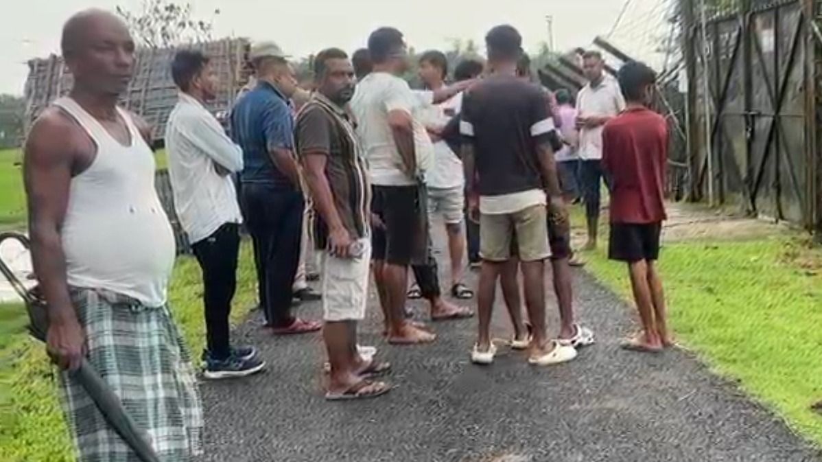 Two farmers killed by lightning along Indo-Bangladesh border in Assam's Dhubri