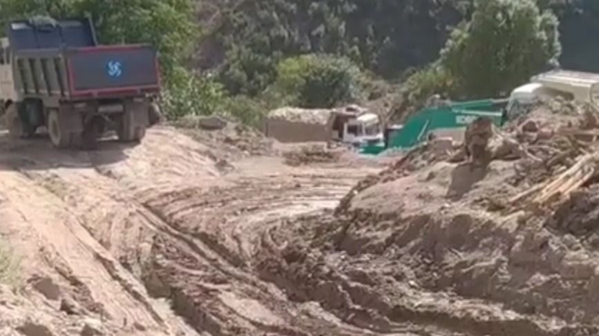 Viral recording sparks ‘syndicate’ allegations over sand, soil dumpers in Assam’s Mayong