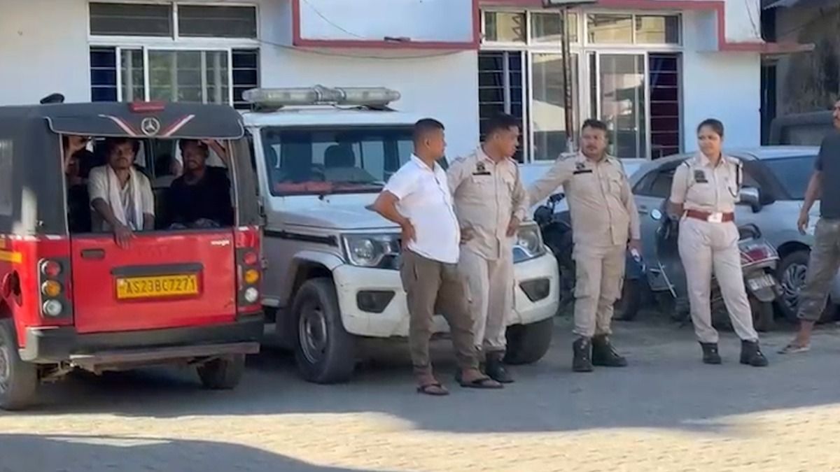 Assam: Tinsukia police detain 36 in late-night crackdown on public drinking
