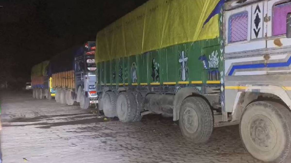 Over 2000 DAP fertiliser packets seized from four trucks in Assam’s Sribhumi