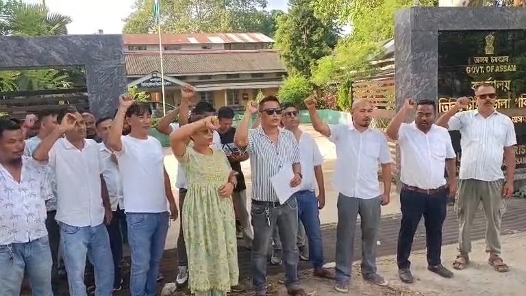 Jagun market allotment row: Protesters demand action against Tinsukia Zila Parishad chief