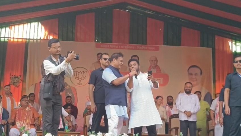 ‘Gaddar Congress’: Poem targeting Gaurav Gogoi leaves Himanta Sarma impressed at rally