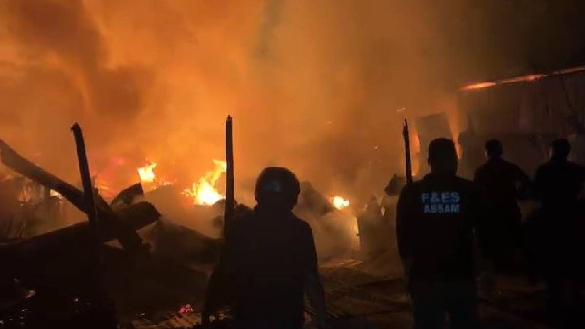Assam: Several huts gutted in massive fire in Goalpara’s Naya Para, LPG cylinders explode