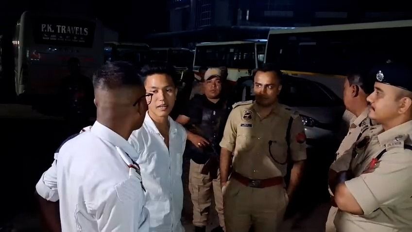 Assam: Tension at Sivasagar bus station as police stop Raijor Dal workers from travelling to Guwahati