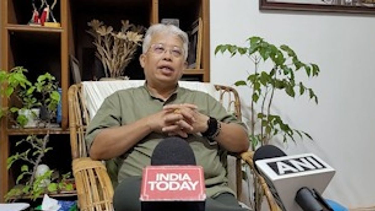 Bimol Akoijam accuses JNU Vice-Chancellor of bypassing due process, says he will challenge decision in court