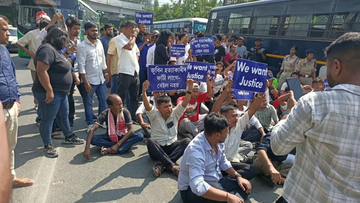 Raijor Dal protesters detained at Janata Bhawan while demanding justice for Zubeen Garg