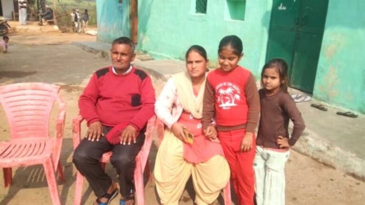 शिवपुरी: नफरत को मिटा प्यार और सद्भाव का संदेश देने मुस्लिम महिला सरपंच करा रही अखंड रामायण का पाठ! Shivpuri News mp news Akhand Ramayana muslim women sarpanch