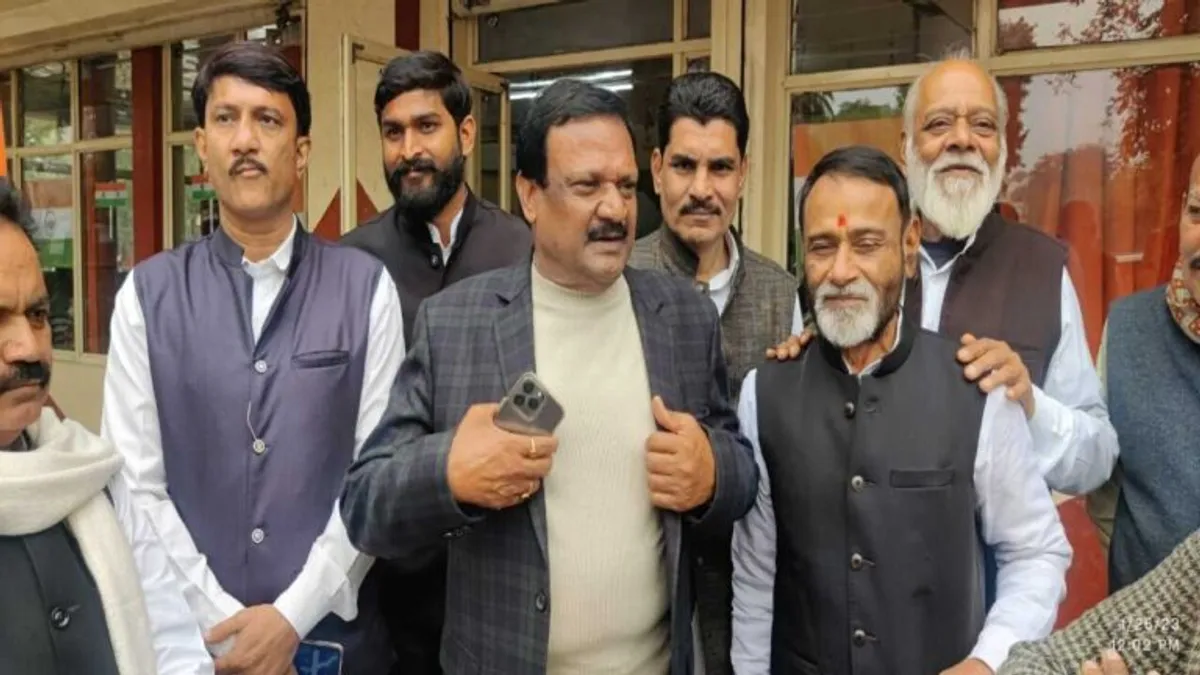 पूर्व मंत्री सज्जन सिंह वर्मा बोले,”BBC की डाॅक्यूमेंट्री पर रोक लगाना अघोषित आपातकाल” mp political news Dewas News mp news mp congress Sajjan Singh Verma