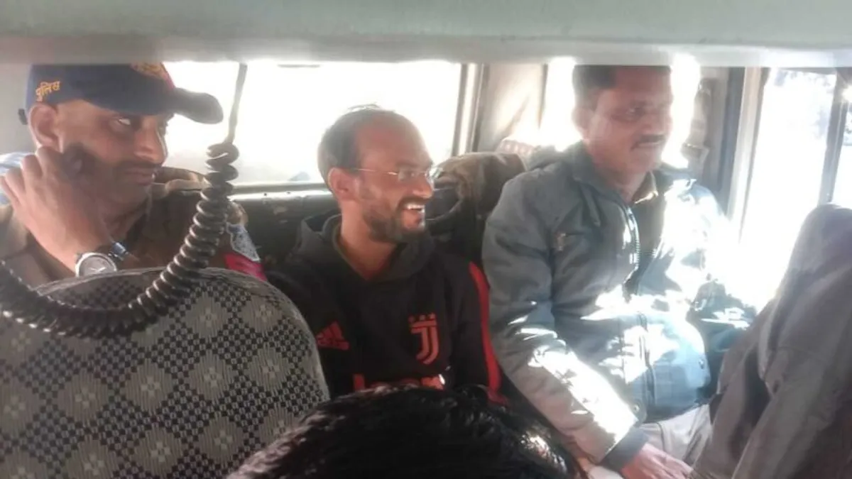 रतलाम: दुष्कर्म का आरोपी जयस नेता गिरफ्तार, हंसते हुए बोला केस और चुनाव दोनों जीतूंगा ratlam news mp political news mp politics