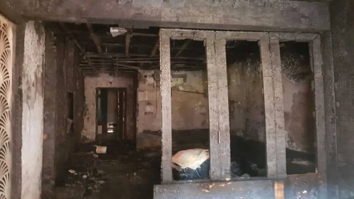 बड़वानी: कारोबारी के घर में लगी आग,पत्नी और बेटे की मौत ! Barwani News mp news barwani fire incident
