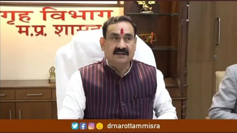 Movie Pathan Controversy Shahrukh Khan Narottam Mishra mp government