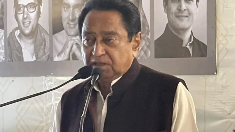 कमलनाथ ने अफसरों को सुनाई खरी-खोटी, कहा- ये कमलनाथ की चक्की है, बहुत बारीक पीसेगी MP News, MP Politics, Kamalnath News