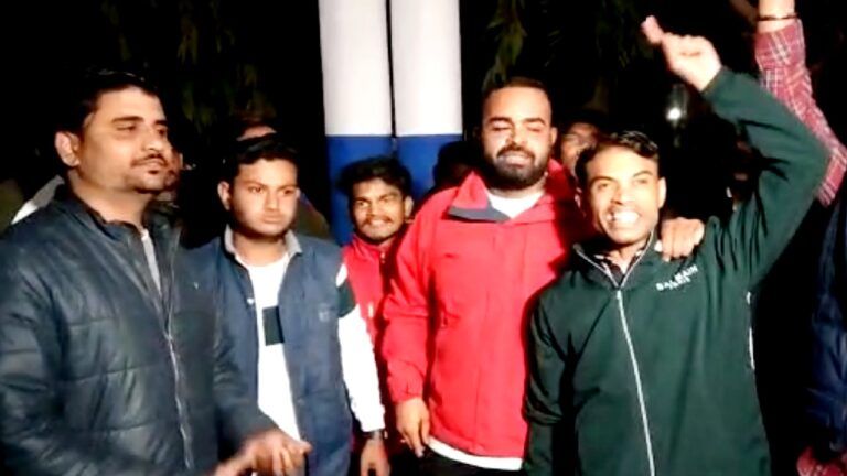 नरसिंहपुर: 4 साल की बच्ची के साथ बाथरूम में अश्लील हरकत, परिजनों ने जताई रेप की आशंका Narsinghpur Rape case, Narsinghpur Crime News