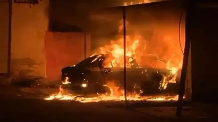 Ratlam News mp news fire in industrial area burning factory