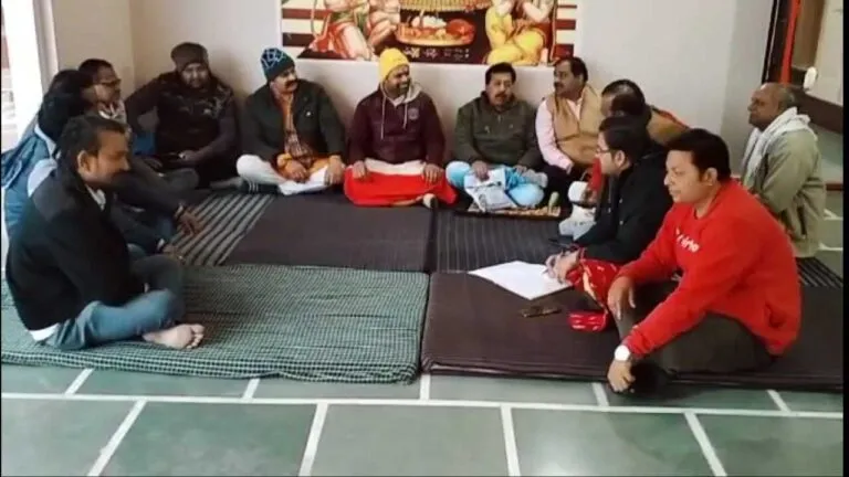 Bageshwar Dham Mahant Controversy mp news chhatarpur news